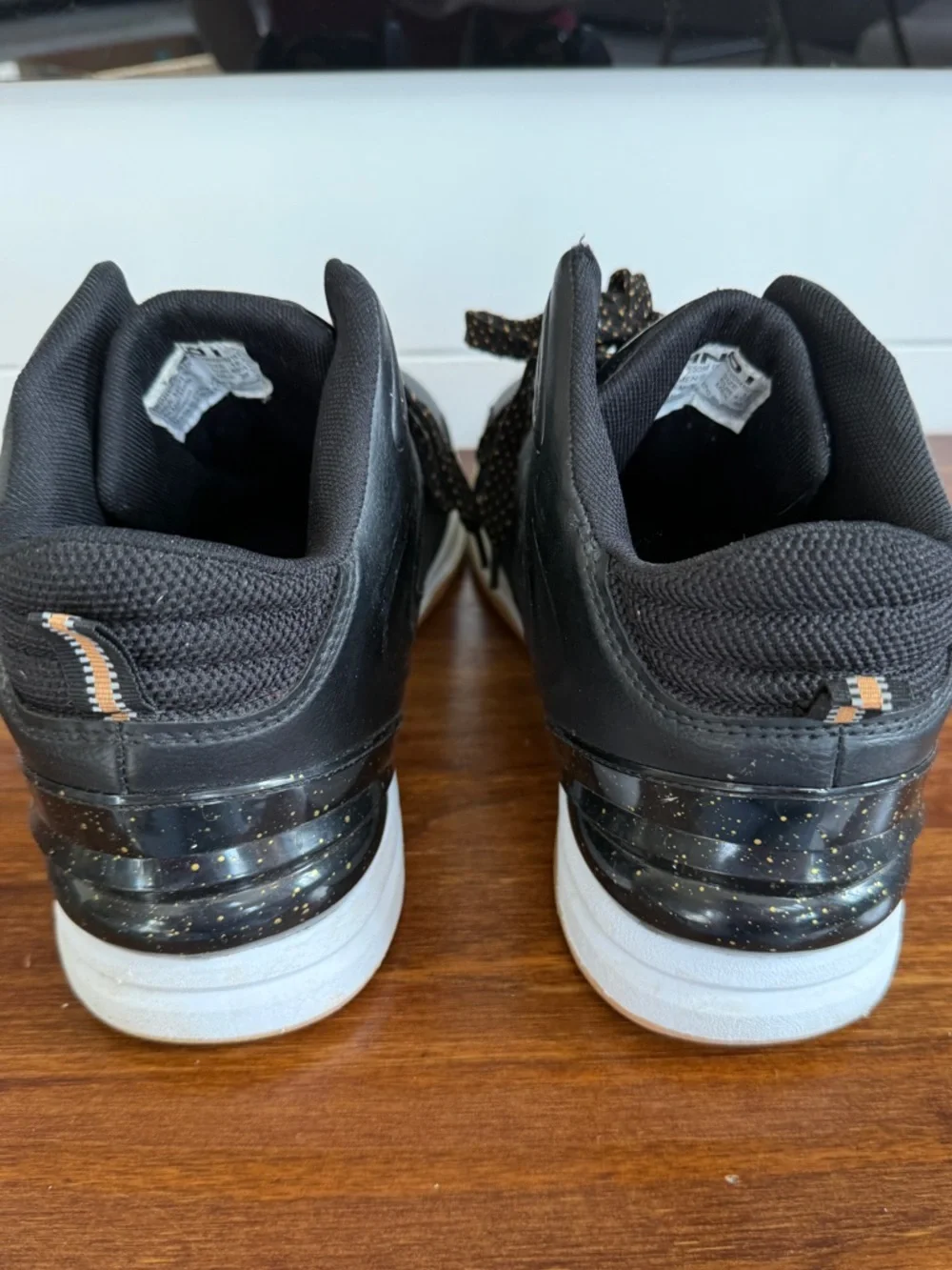 AND1 Mens Size 12 Black Basketball Shoes Athletic Sneakers Streetwear - Picture 6 of 7